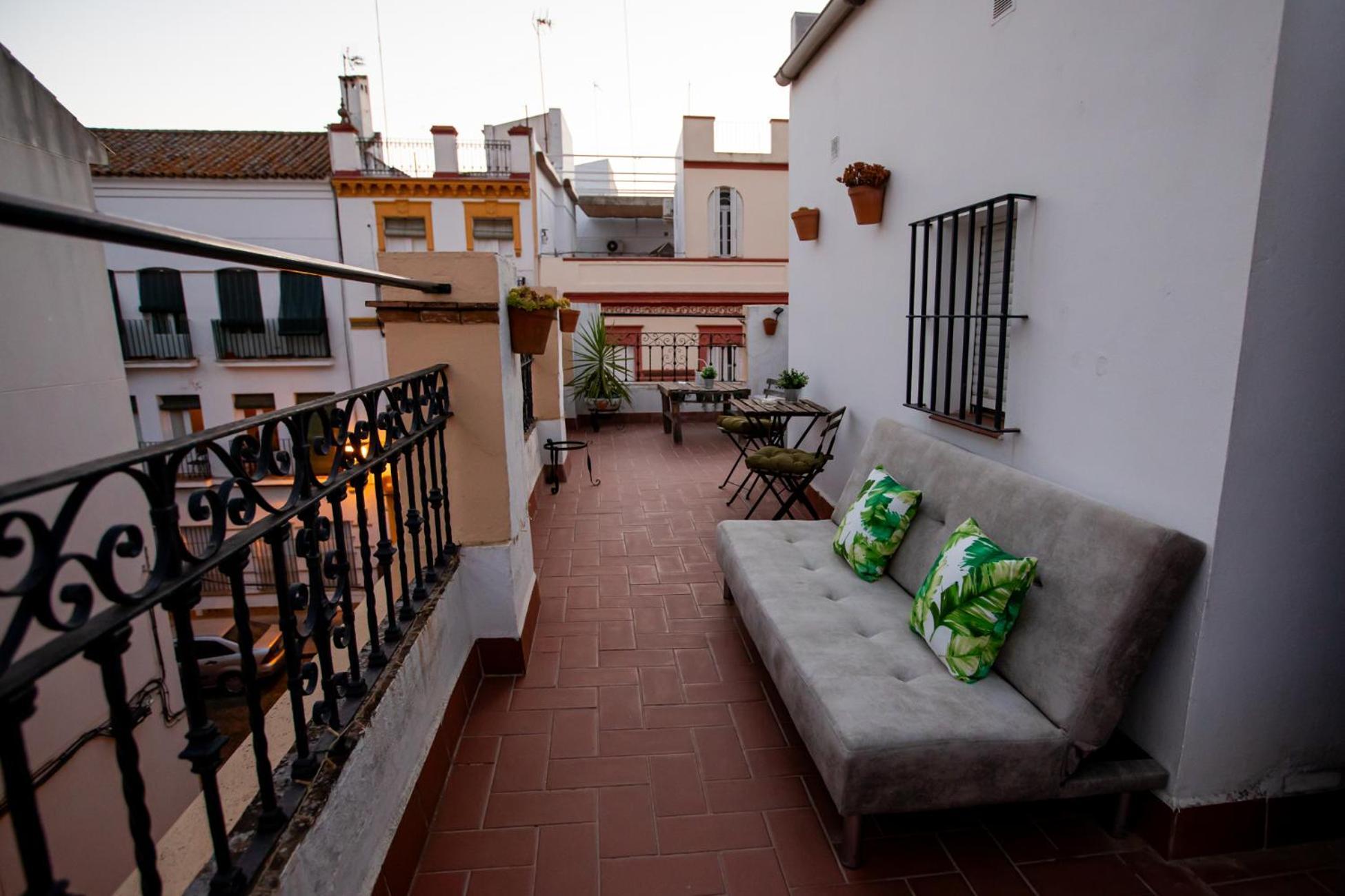 Apartamentos Dona Concha Seville Exterior photo